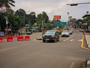 Polisi Berlakukan One Way Puncak Arah Jakarta Siang Ini