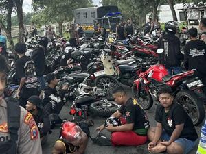 Sempat Kejar-kejaran, Polisi Amankan 169 Pesilat yang Konvoi di Jombang Sempat Kejar-kejaran, Polisi Amankan 169 Pesilat yang Konvoi di Jombang