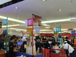 Belanja Stok Puasa Pelanggan Serbu Transmart Cempaka Putih