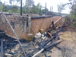 Gubuk Tempat Siswi SMP di Lampung Disekap-Diperkosa 10 Remaja Dibakar Warga