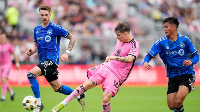 FORT LAUDERDALE, FLORIDA - MARCH 10: Robert Taylor #16 of Inter Miami shoots the ball during the first half against CF Montréal at DRV PNK Stadium on March 10, 2024 in Fort Lauderdale, Florida. (Photo by Rich Storry/Getty Images)