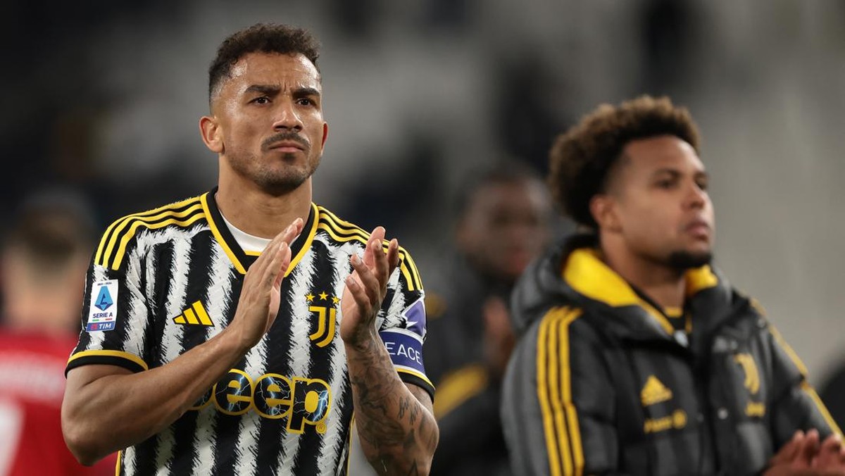 Danilo (kiri) saat berkostum Juventus. (Foto: Getty Images/Jonathan Moscrop)