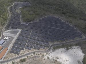 Pembangkit Kebun Angin Bakal Dibangun di Nusa Penida Pembangkit Kebun Angin Bakal Dibangun di Nusa Penida