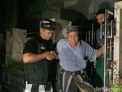 Tarawih Saat Nyepi di Bali: Gelap Gulita, Jamaah Dibatasi