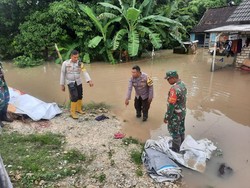 Bocah di Bojonegoro Tewas Tenggelam Saat Main Kala Banjir Melanda