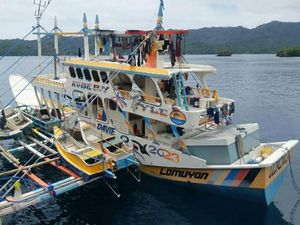 Polairud Sulut Amankan Kapal Ilegal Asal Filipina Masuk Perairan Indonesia Polairud Sulut Amankan Kapal Ilegal Asal Filipina Masuk Perairan Indonesia