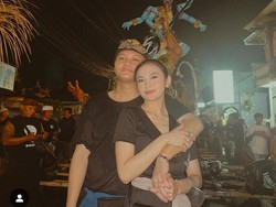 Intip Keseruan Rizky Febian Ikut Pawai Ogoh-Ogoh di Bali