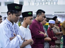 Pantas Ngantuk saat Tarawih, Ini Kebiasaan Buka Puasa yang Jadi Biang Keroknya