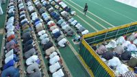 Sederet Foto Salat Tarawih Pertama di Masjid Islamic Center Surabaya