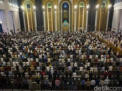 Bacaan Bilal Tarawih 11 dan 23 Rakaat, Lengkap dengan Jawaban Jemaah