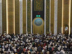 Kapan Tarawih Pertama 2025 Versi Pemerintah, NU dan Muhammadiyah?
