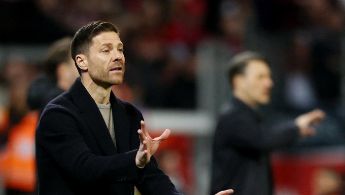 Xabi Alonso Soccer Football - Bundesliga - Bayer Leverkusen v VfL Wolfsburg - BayArena, Leverkusen, Germany - March 10, 2024 Bayer Leverkusen coach Xabi Alonso reacts REUTERS/Thilo Schmuelgen DFL REGULATIONS PROHIBIT ANY USE OF PHOTOGRAPHS AS IMAGE SEQUENCES AND/OR QUASI-VIDEO.