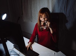 Ragam Aturan Minum 8 Gelas Sehari Saat Puasa, Mau Ikut yang Mana?