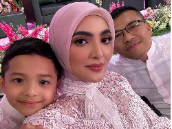 Keluarga Anang-Ashanty Habiskan Puasa hingga Lebaran di Mekkah