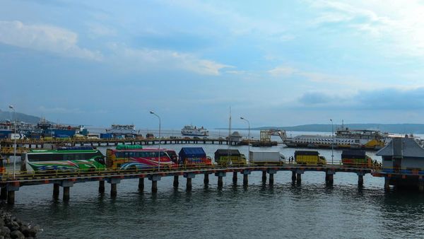 Dibuka Kembali, Begini Suasana Pelabuhan Ketapang-Gilimanuk
