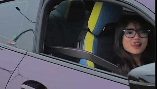 Fuji pamer mobil baru.