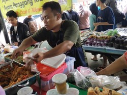 Cara ke Pasar Takjil Benhil Naik KRL, MRT, dan TransJakarta