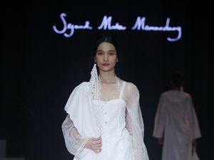 Serba Putih di Karya Terbaru Sejauh Mata Memandang, Teduh Usai Bulan Politik