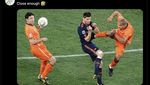 Meme Doku Tendang Mac Allister, Main Bola atau Main Gulat sih?