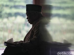 Mengisi Ramadan dengan Perbanyak Baca Al-Quran Mengisi Ramadan dengan Perbanyak Baca Al-Quran