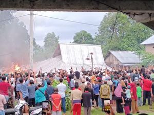 4 Saksi Diperiksa Terkait Pembakaran Kantor PPA TNBBS oleh Ratusan Warga