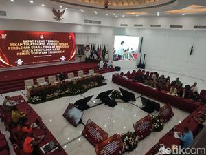 KPU Mulai Rekapitulasi Nasional Hari Terakhir, Tersisa 2 Provinsi KPU Mulai Rekapitulasi Nasional Hari Terakhir, Tersisa 2 Provinsi