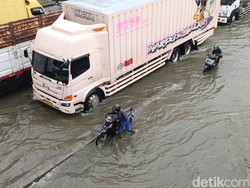 Sejumlah Wilayah di Semarang Kebanjiran Malam Ini