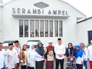 DPRD Apresiasi Pemkot Surabaya Dirikan Pusat Kuliner Serambi Ampel DPRD Apresiasi Pemkot Surabaya Dirikan Pusat Kuliner Serambi Ampel