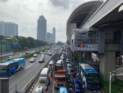 Isi Aturan ASN DKI Jakarta Dilarang Naik Kendaraan Pribadi Sekali Sepekan