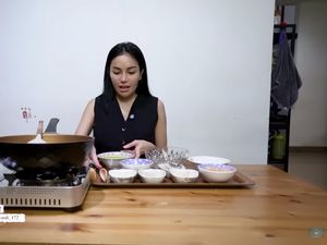 Nikita Mirzani Bagikan Resep Ayam Kribo dan Es Buah untuk Buka Puasa