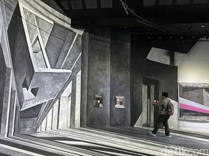 Ngabuburit Sambil Lihat-lihat Karya Seni Bunga Yuridespita Ngabuburit Sambil Lihat-lihat Karya Seni Bunga Yuridespita