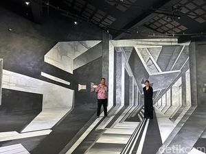 Wow! Ada Mural Raksasa di Komunitas Salihara Wow! Ada Mural Raksasa di Komunitas Salihara