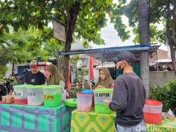 Aneka Minuman Es Musiman Hanya Dijual saat Ramadan
