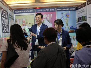 Potret Pameran Perdagangan China Ramai Diserbu Pengunjung Potret Pameran Perdagangan China Ramai Diserbu Pengunjung