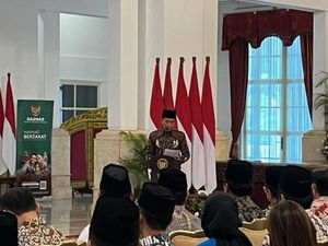 Jokowi: Dana Zakat Harus Disalurkan Tepat Sasaran Jokowi: Dana Zakat Harus Disalurkan Tepat Sasaran