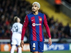 Barca Berharap Raup Rp 1,7 T dari Ronald Araujo
