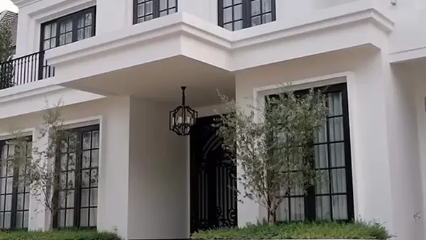 8 Potret Rumah Mewah Nabila Syakieb, Bergaya American Classic Nan Estetis
