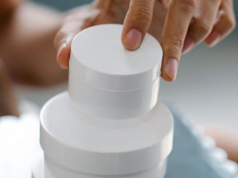 Salah produk skincare / Foto: Pexels/Angela Roma