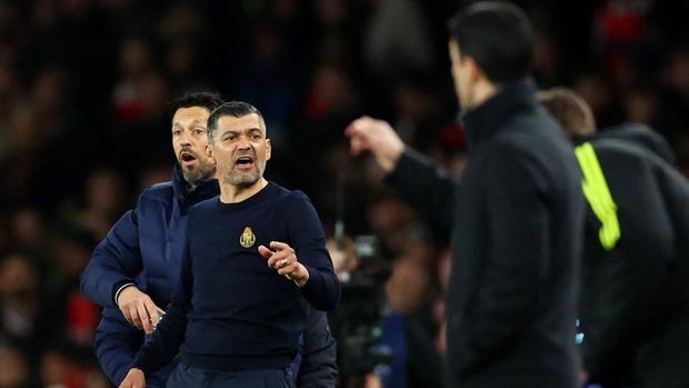 Soccer Football - Champions League - Round of 16 - Second Leg - Arsenal v FC Porto - Emirates Stadium, London, Britain - March 12, 2024 FC Porto coach Sergio Conceicao Action Images via Reuters/Andrew Boyers