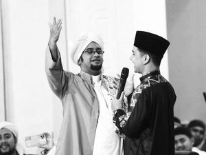 Syakir Daulay Bersyukur Ikuti Permintaan Terakhir Habib Hasan bin Jafar Assegaf Syakir Daulay Bersyukur Ikuti Permintaan Terakhir Habib Hasan bin Jafar Assegaf