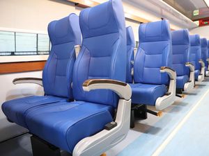Ada 460 Kursi di KA Gaya Baru New Generation, Kini Lebih Luas! Ada 460 Kursi di KA Gaya Baru New Generation, Kini Lebih Luas!