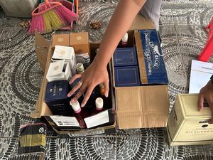 Bea Cukai Sita Jutaan Rokok-Ratusan Liter Miras Ilegal di Malang & Bogor