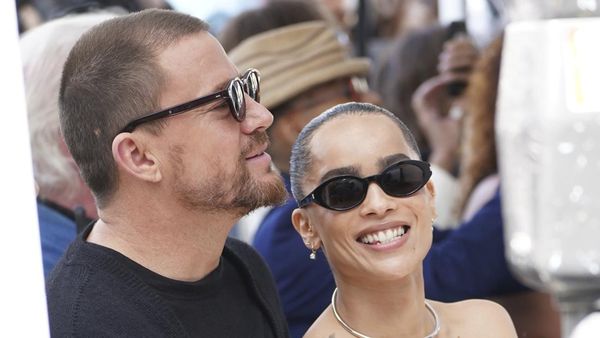 Foto: Momen Langka Channing Tatum dan Zoe Kravitz Pamer Mesra