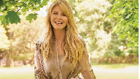 8 Foto Christie Brinkley, Supermodel Kena Kanker Kulit, Ini Kondisi Wajahnya