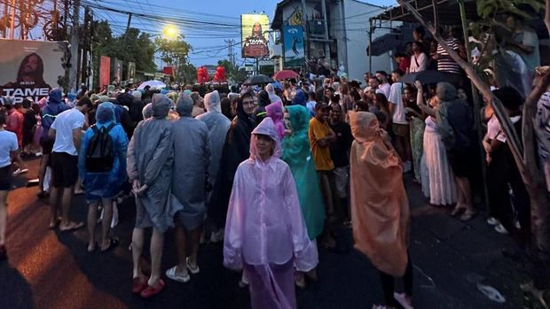 Momen Hyoyeon SNSD liburan di Bali saat Nyepi
