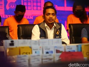 Gondol 266 HP dari Konter Godean, Komplotan Maling Lintas Provinsi Dibekuk Gondol 266 HP dari Konter Godean, Komplotan Maling Lintas Provinsi Dibekuk
