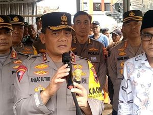 Cerita Warga Terdampak Banjir Maut di Pekalongan-Kapolda Cek Lokasi Cerita Warga Terdampak Banjir Maut di Pekalongan-Kapolda Cek Lokasi