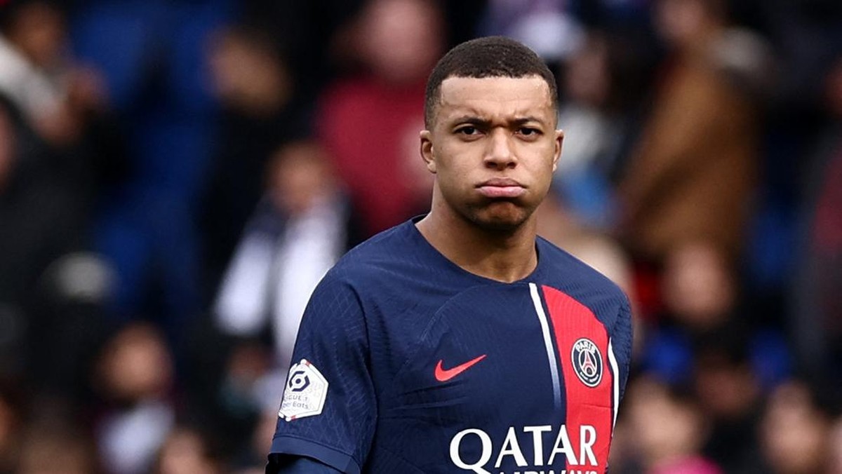 Presiden Barcelona Joan Laporta ragu kedatangan Kylian Mbappe (foto) akan bagus untuk Real Madrid. (Foto: REUTERS/Stephanie Lecocq)
