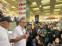 Zulhas Bicara Alasan HET Beras Premium Dinaikkan