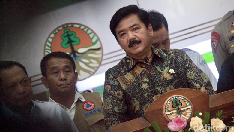 Hari Ke-10 Pemadaman Kebakaran Lahan Gambut di Riau